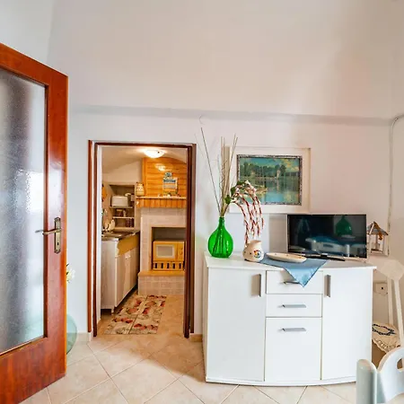 Apartment Casa Di Nonna Tina By Rentbeat *